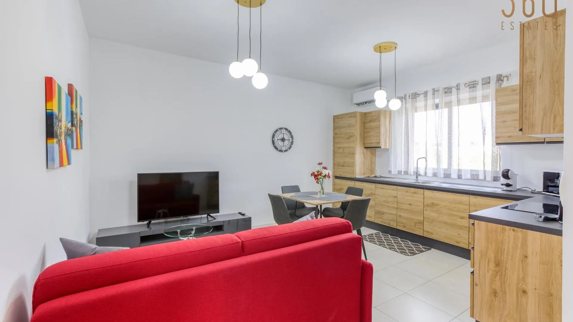 Modern Apartment With Sofabed & Balcony In Gzira By 360 Estates